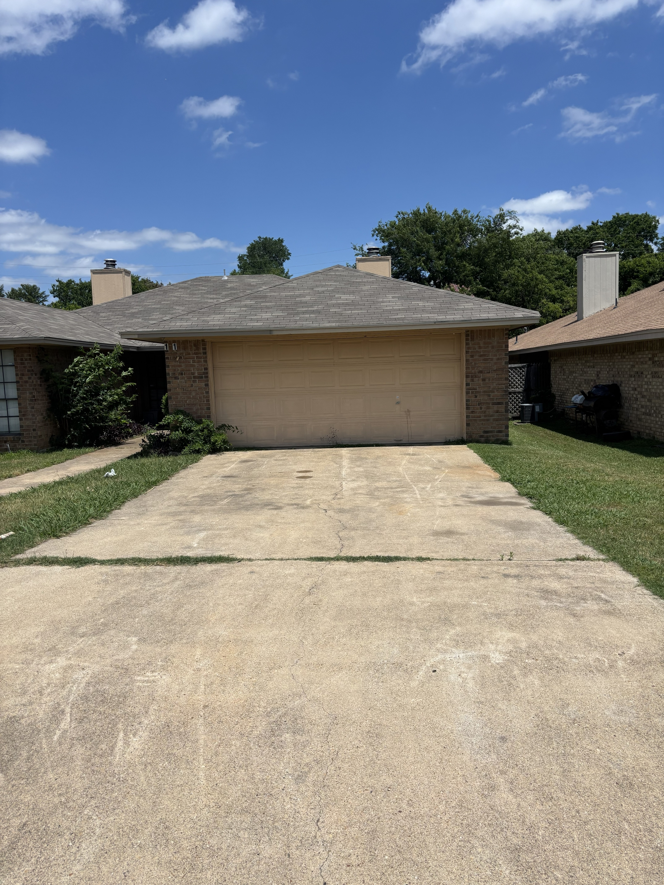 121 Wildwood Drive - 1